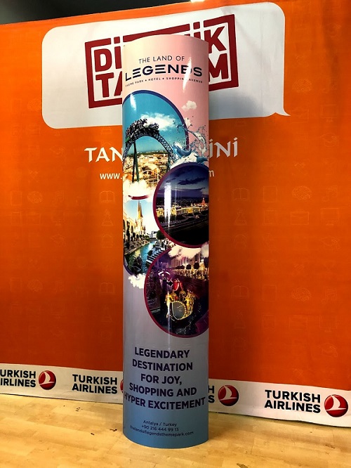 karton-totem-4643